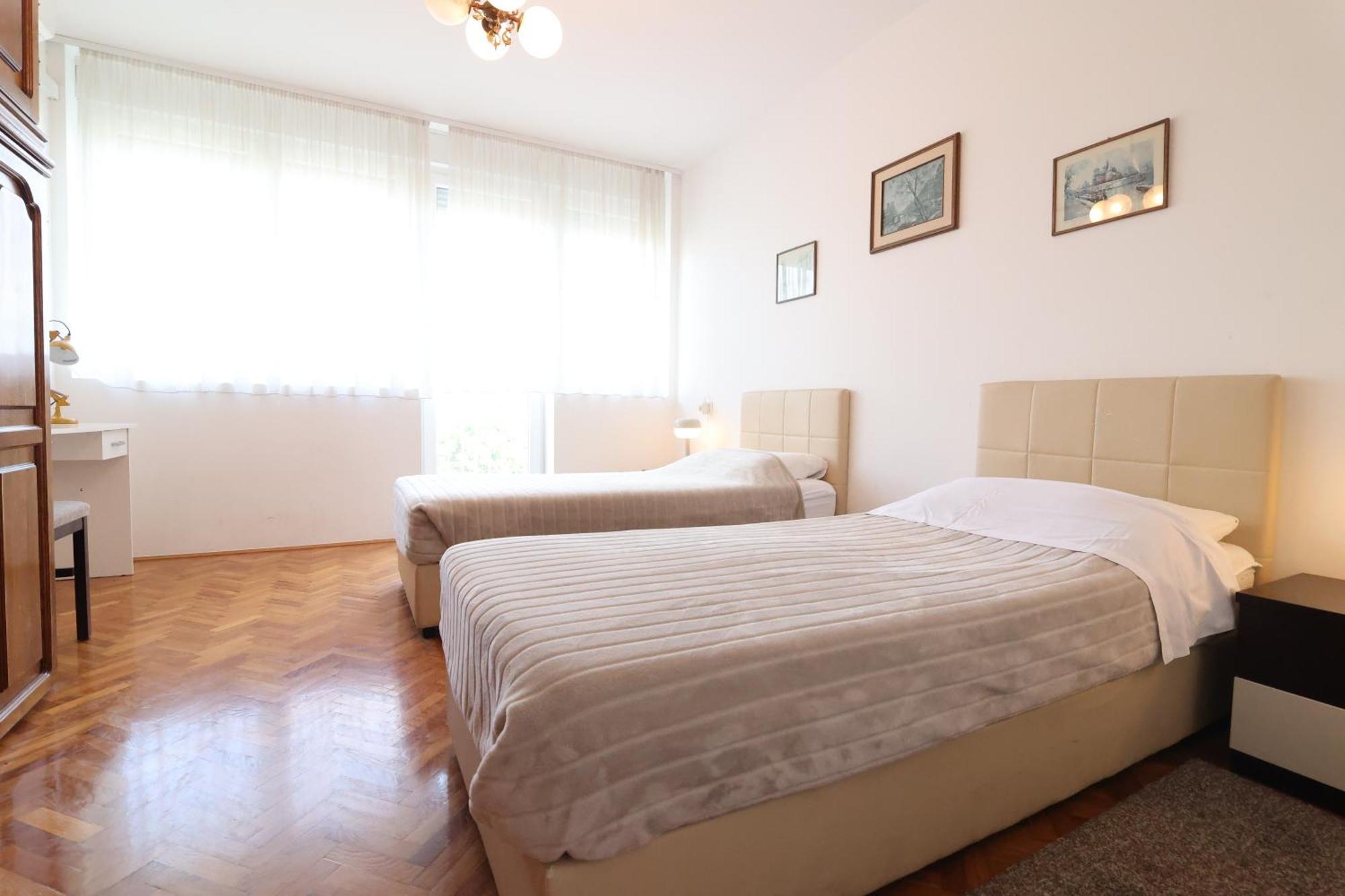 Kate's Apartment Split Bagian luar foto